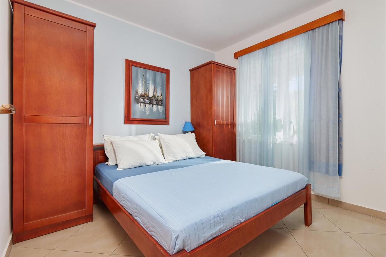 Rosic Apartments Tivat Eksteriør billede