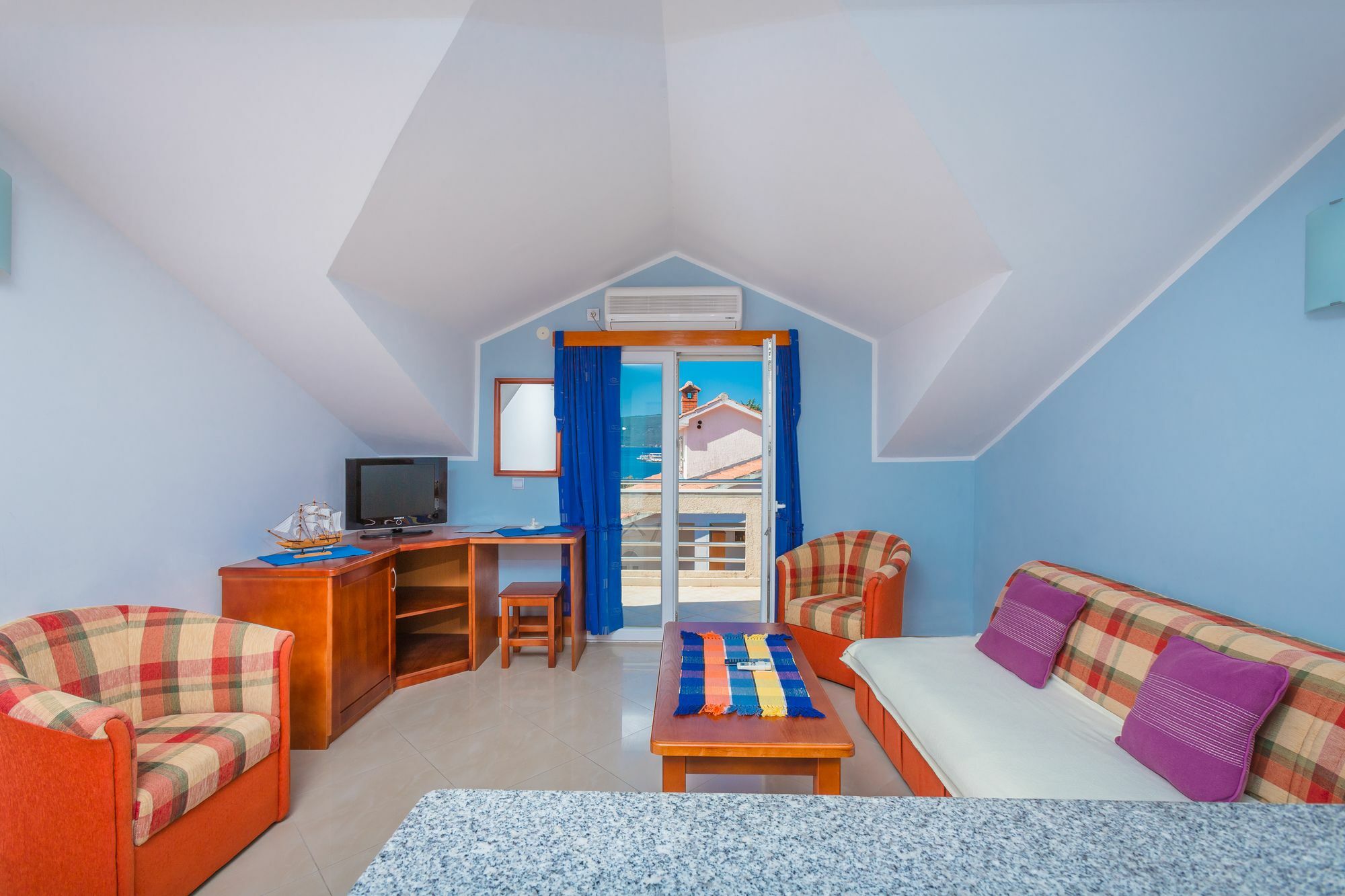 Rosic Apartments Tivat Eksteriør billede