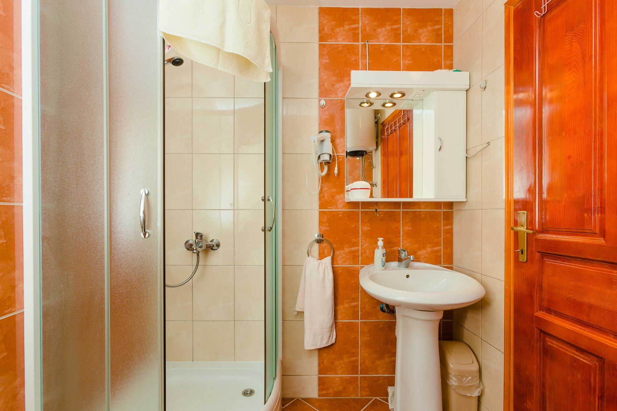 Rosic Apartments Tivat Eksteriør billede